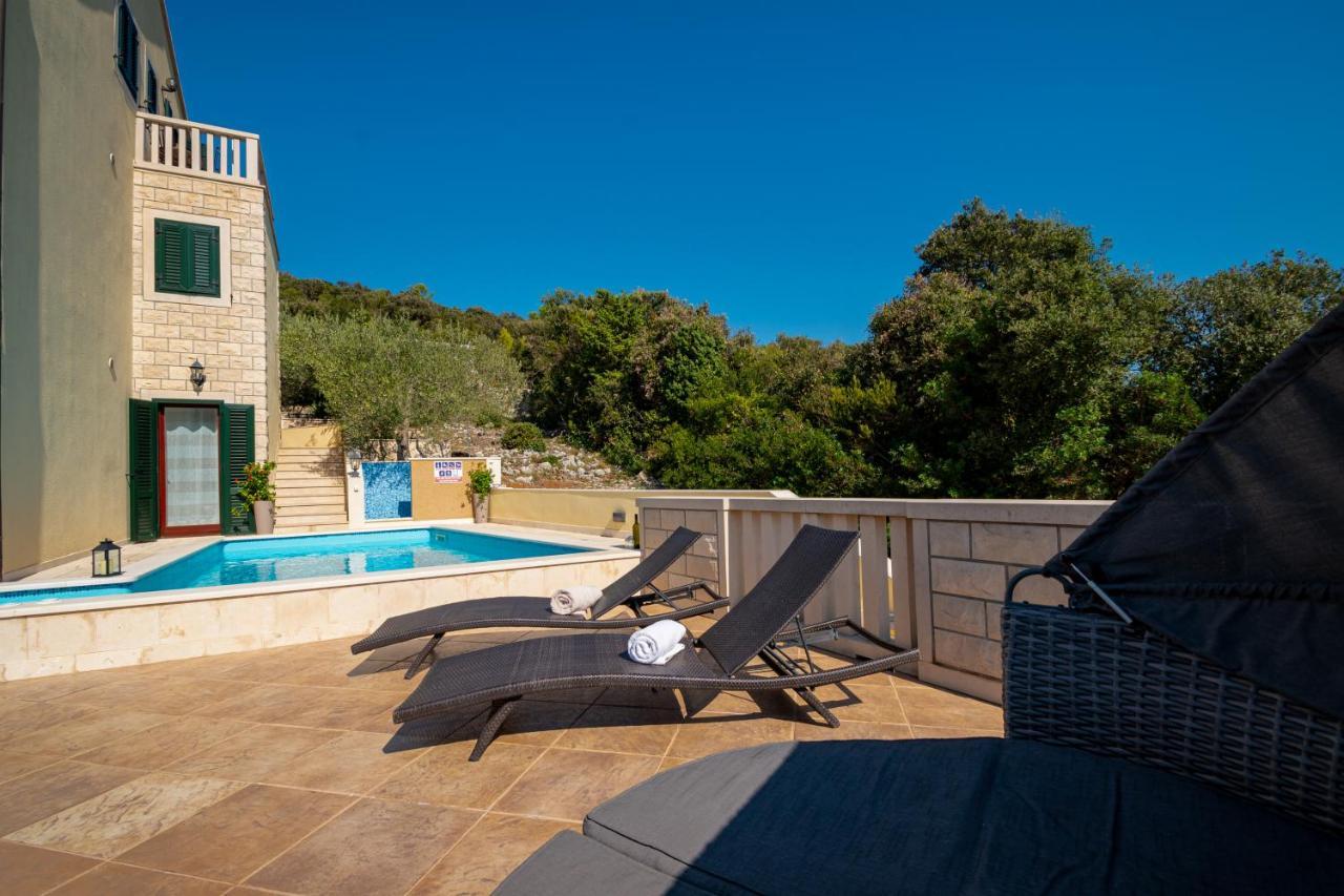 Villa Ana Zrnovo Luaran gambar
