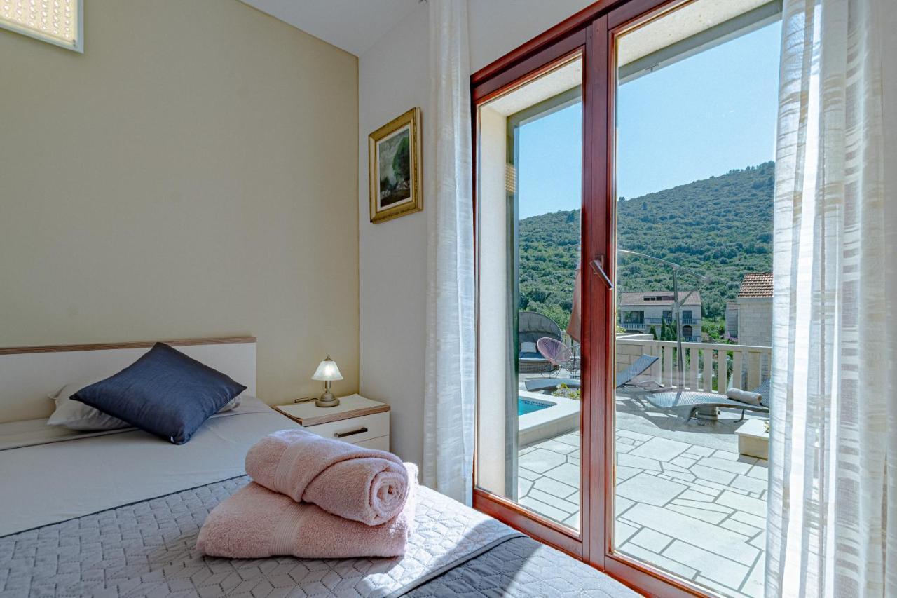 Villa Ana Zrnovo Luaran gambar